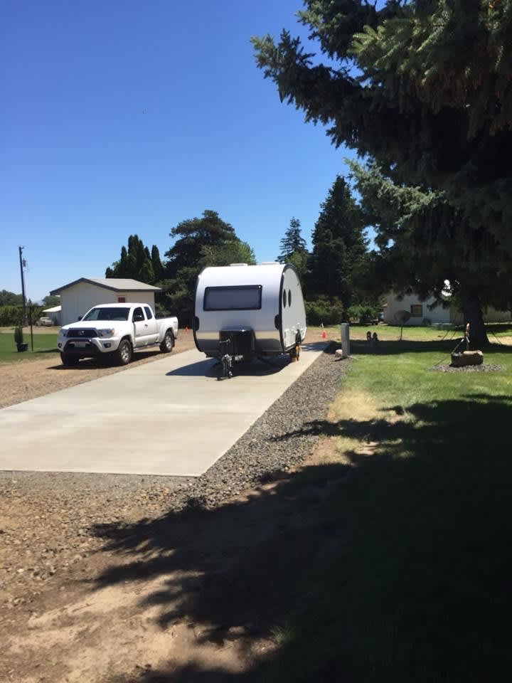 Wellington's Art WorX Hipcamp in Tieton, Washington