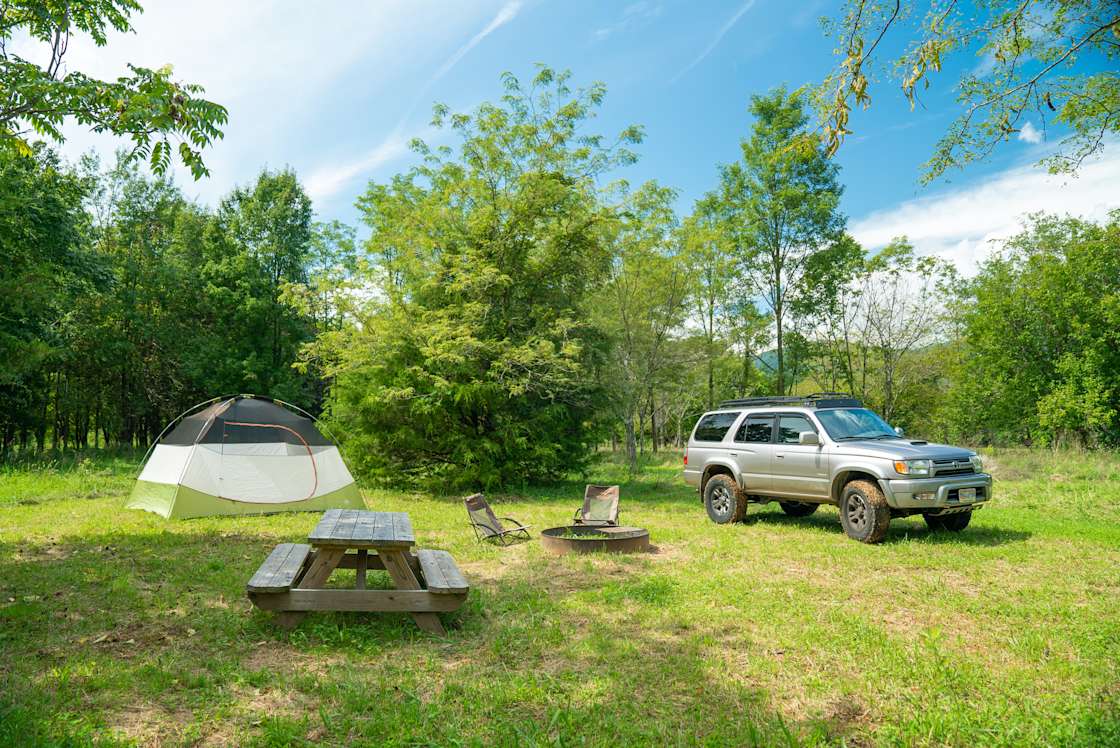 Devils Backbone Camp Hipcamp In Roseland Virginia