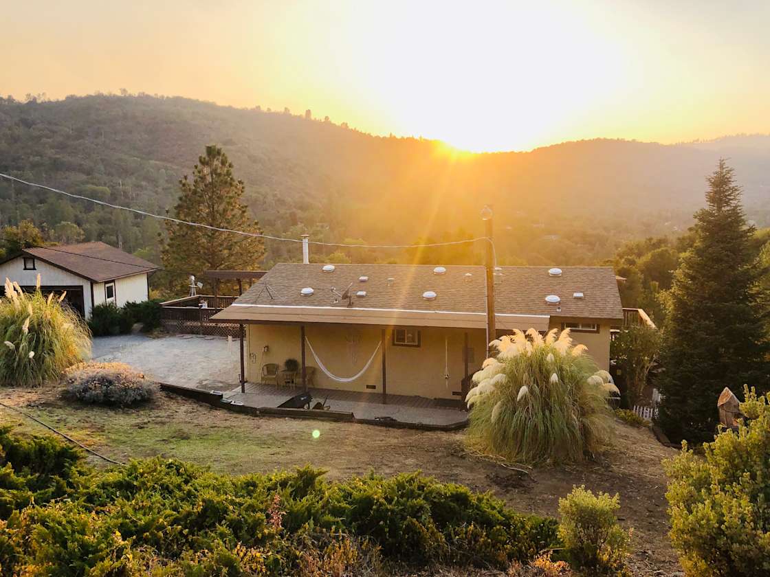 Angela W.’s Land Hipcamp in Oakhurst, California
