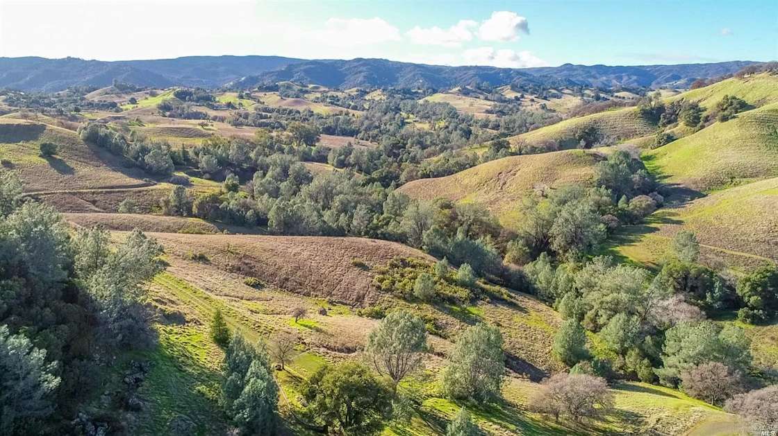 30+ Acres 270° Views in Vacaville Hipcamp in Allendale, California