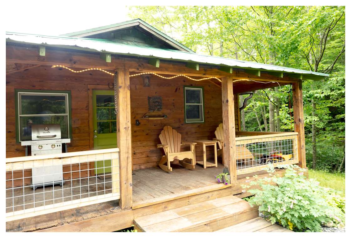 Peaceful Cabin Retreat Hipcamp in Marshall, North Carolina