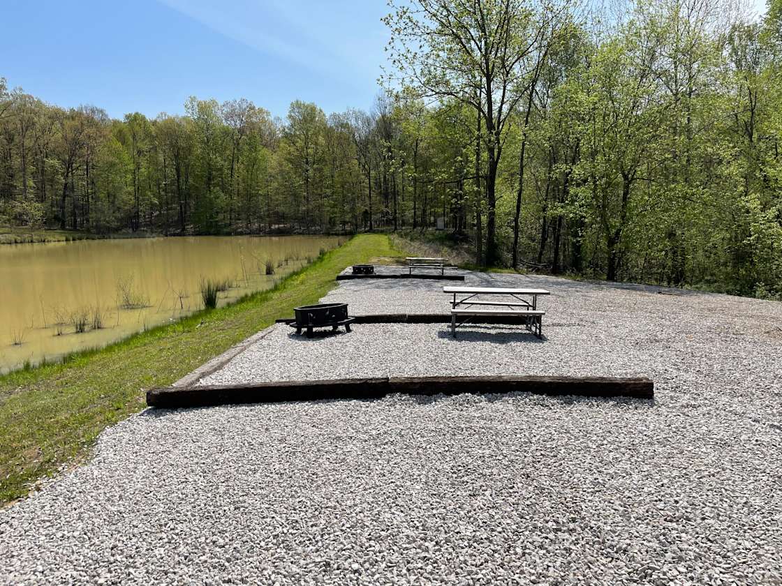 Lake View camping Hipcamp in Reynolds Station, Kentucky