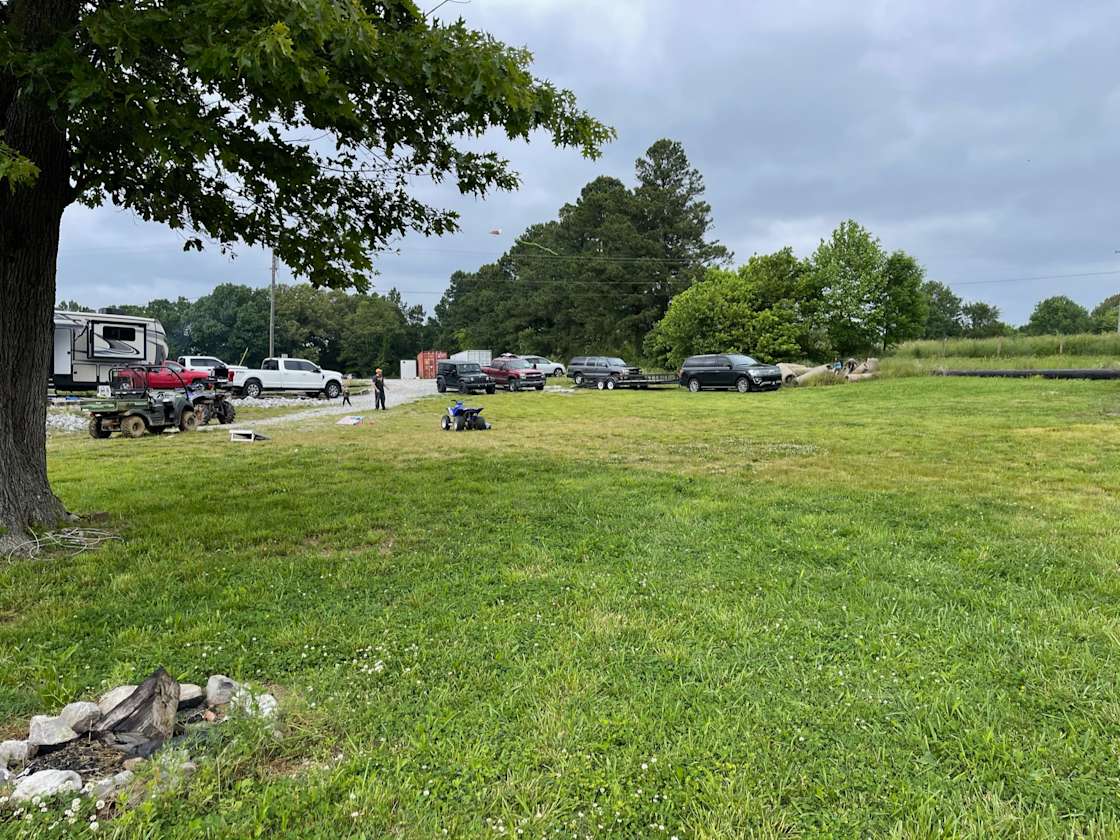 Tuckaway Private Lake & Camping Hipcamp in Crofton, Kentucky