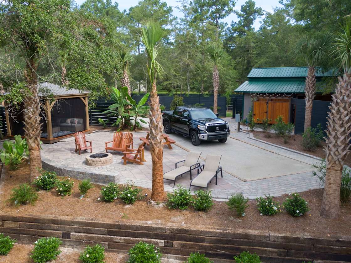 Edisto River Luxury RV Resort Hipcamp in Cottageville, South Carolina