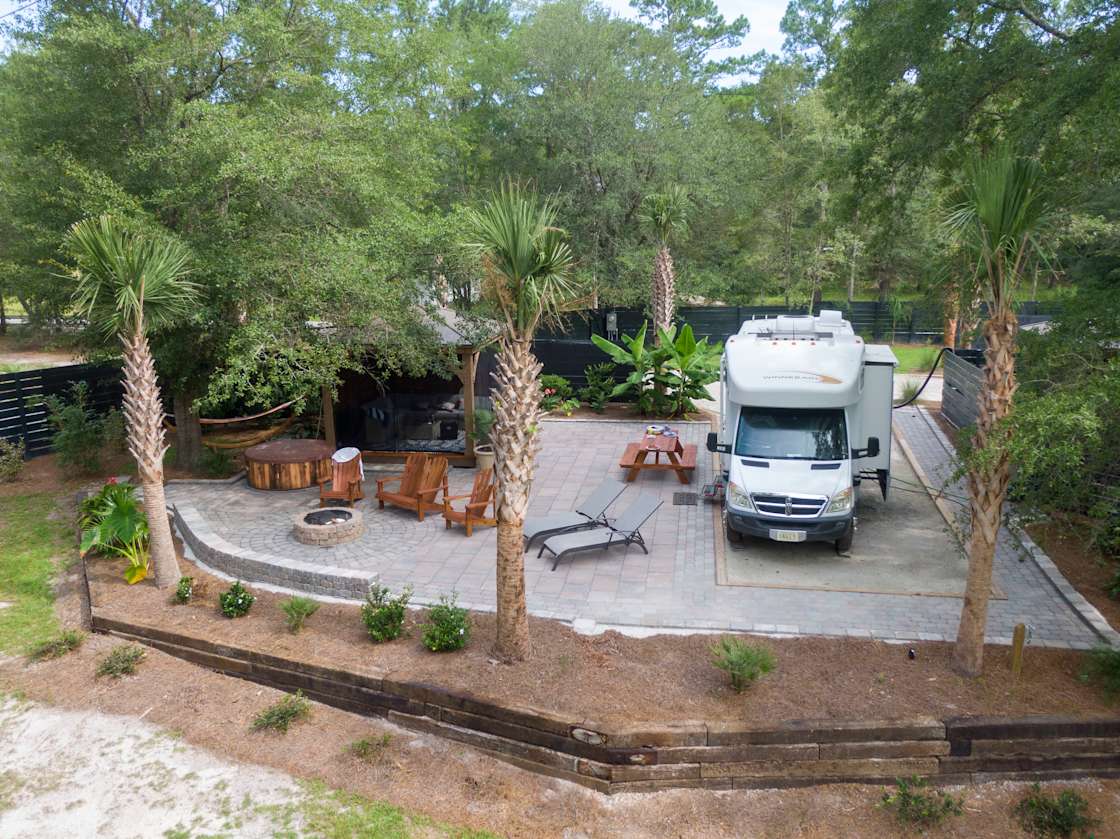 Edisto River Luxury RV Resort Hipcamp in Cottageville, South Carolina