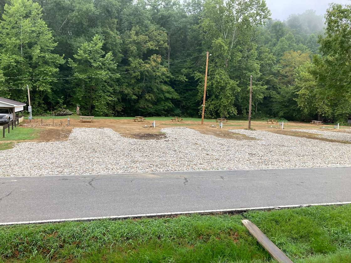 Rush Creek RV Campsite Hipcamp in Cannonsburg, Kentucky