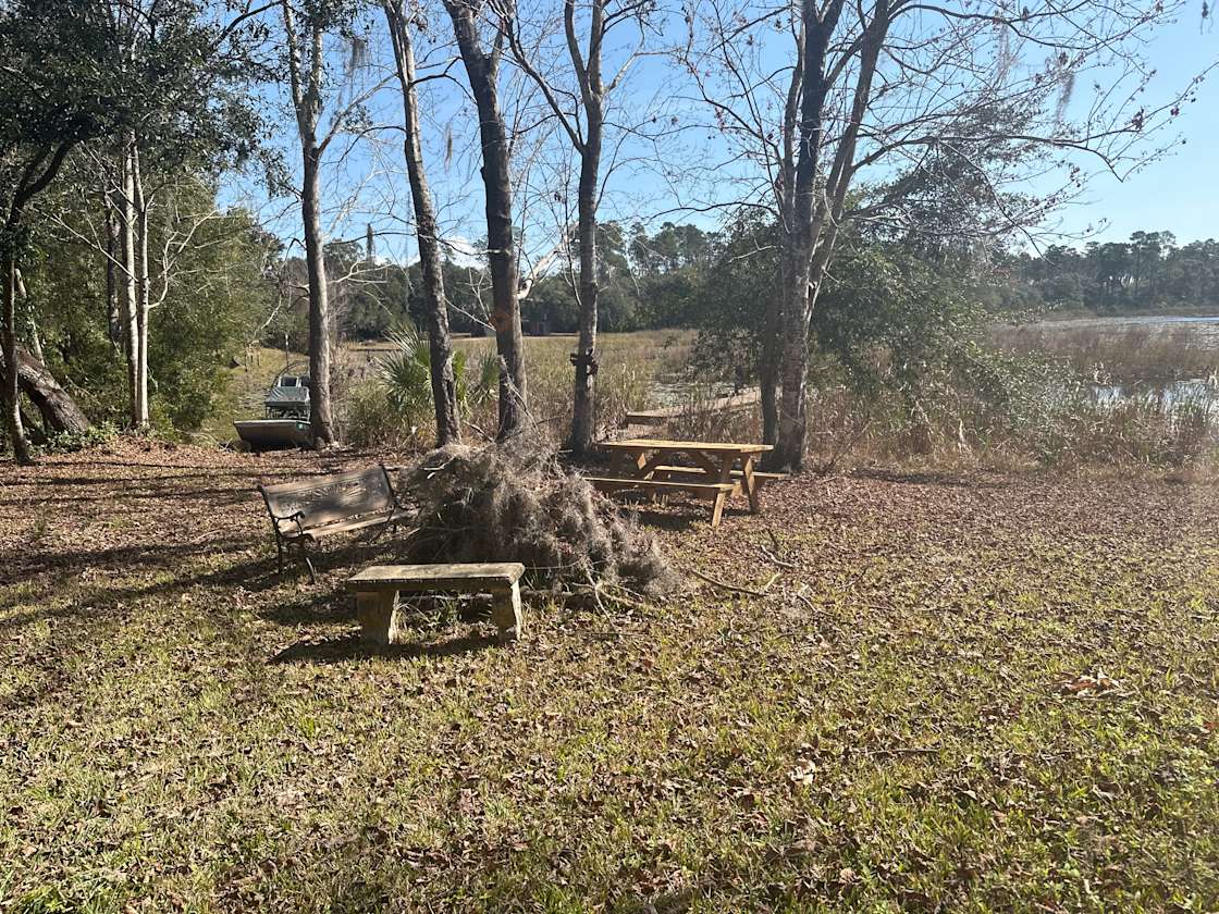 Lakefront peace in Paradise Hipcamp in Welaka, Florida