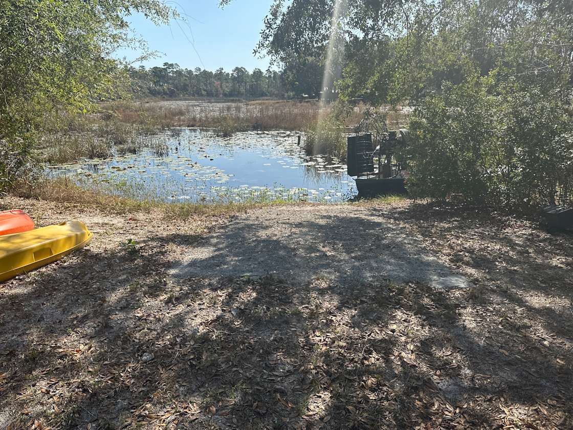 Lakefront peace in Paradise Hipcamp in Welaka, Florida