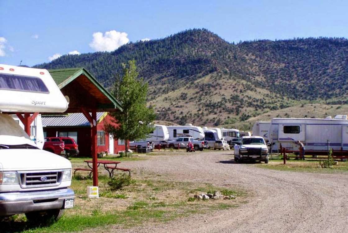 Rainbow Lodge RV Park Hipcamp in South Fork, Colorado
