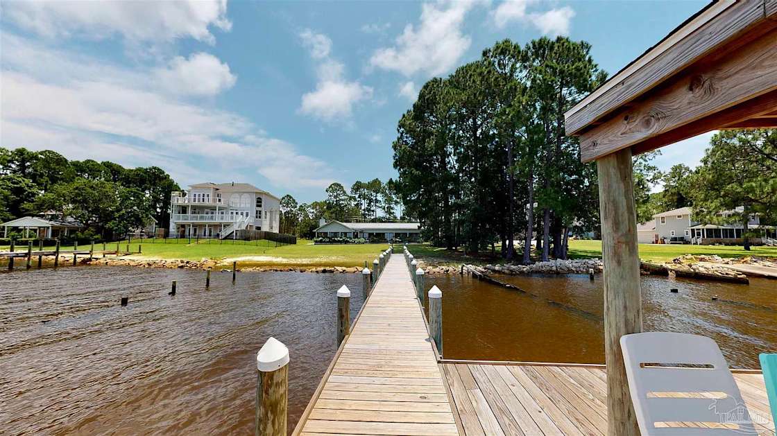 East Bay Waterfront Home Hipcamp in Navarre, Florida