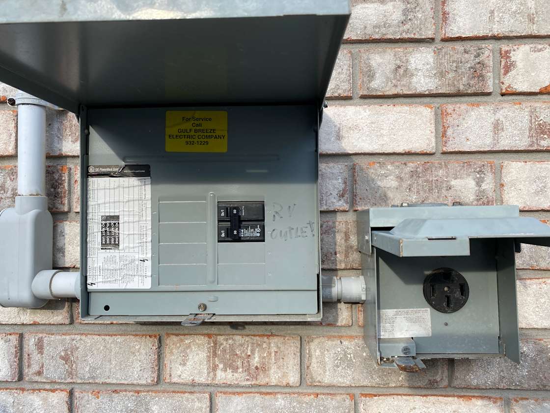 East Bay Waterfront Home Hipcamp in Navarre, Florida