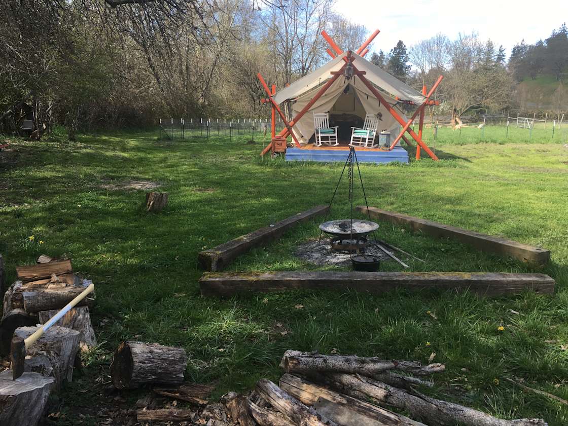 Pioneer Glamping Hipcamp in Medford, Oregon