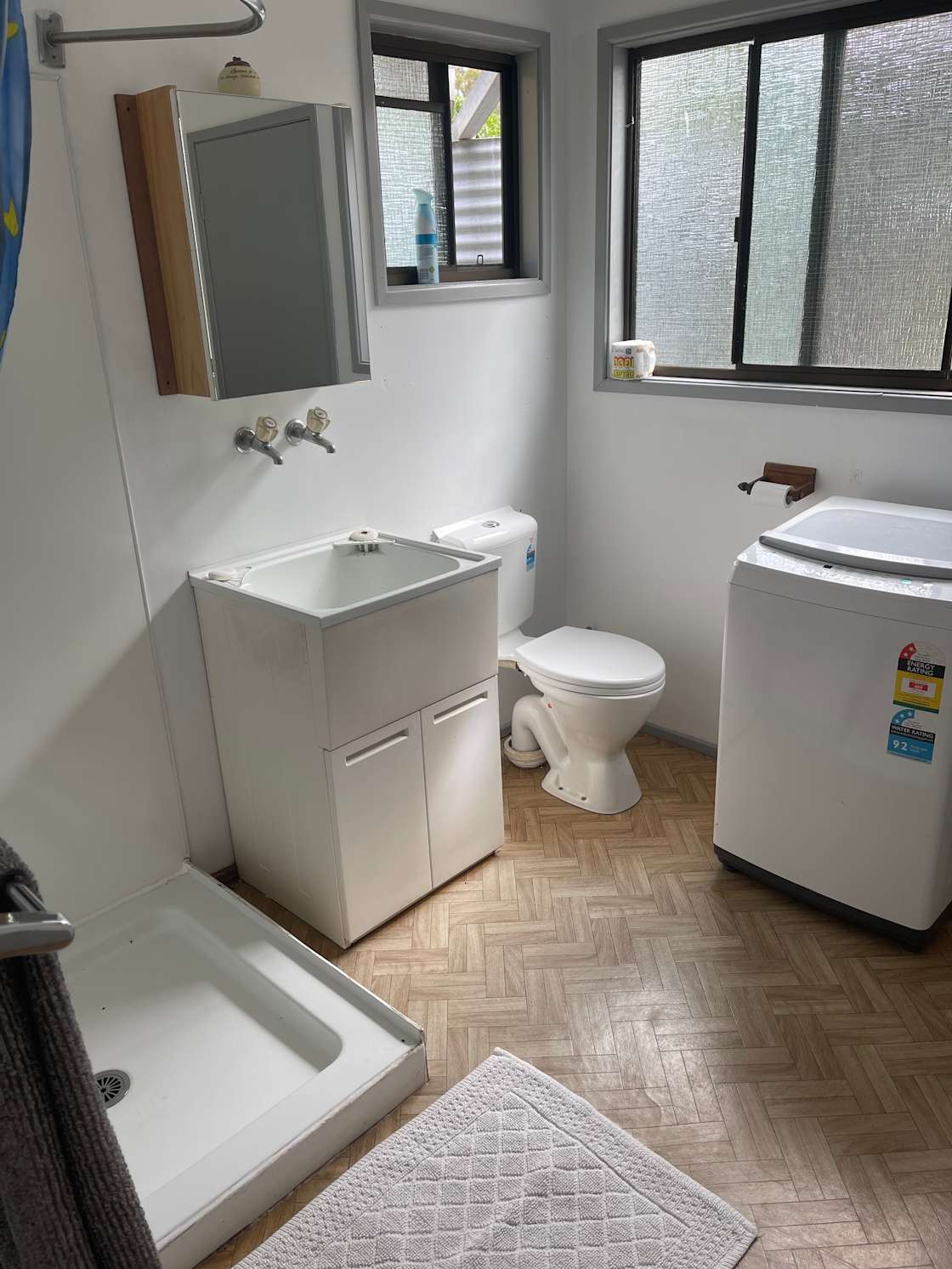 Baffle Creek Boat Hire and Hipcamp in Rules Beach, Queensland