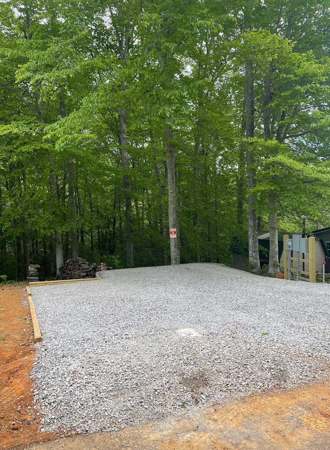 Losin Anchors Retreat Hipcamp in Byrdstown, Tennessee