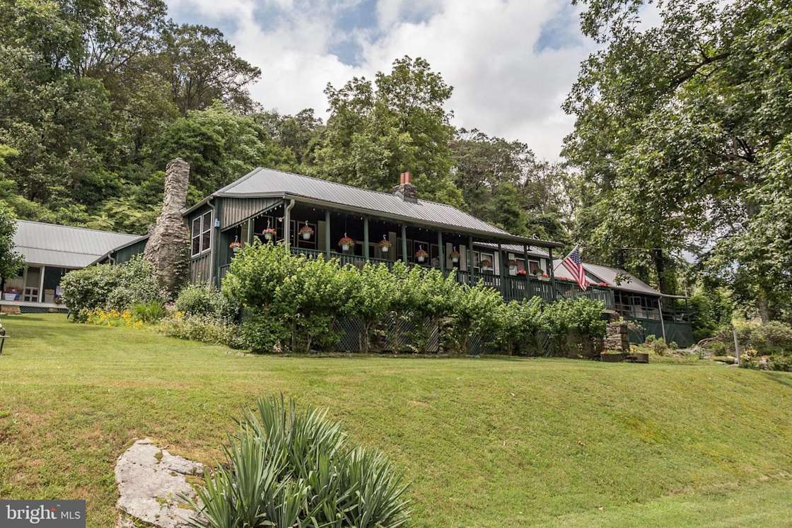 Rockledge Lodge and Cottages Hipcamp in Blue Ridge Summit, Pennsylvania