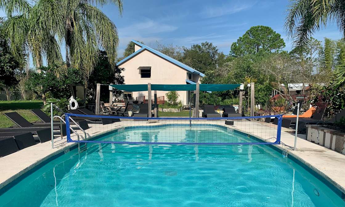 Bare RV Resort Hipcamp in Land O'lakes, Florida