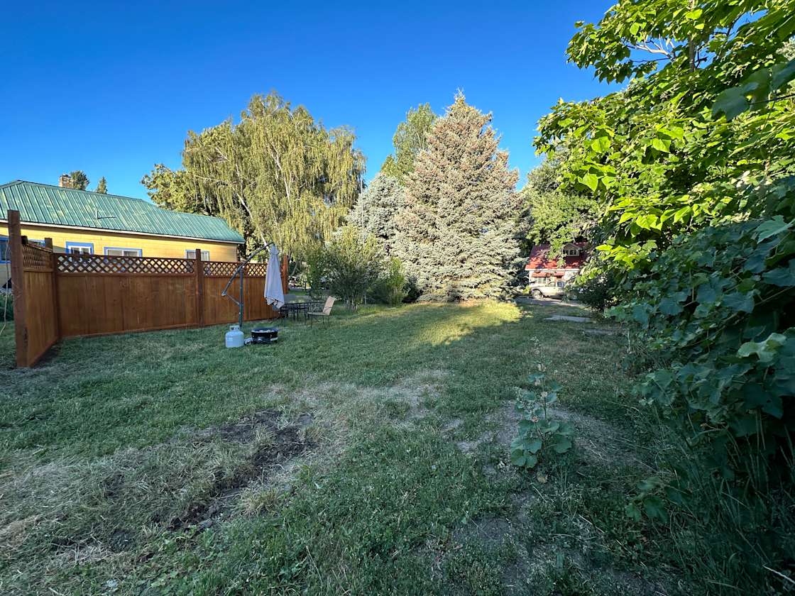 Paonia Oak Ave RV and camping Hipcamp in Paonia, Colorado