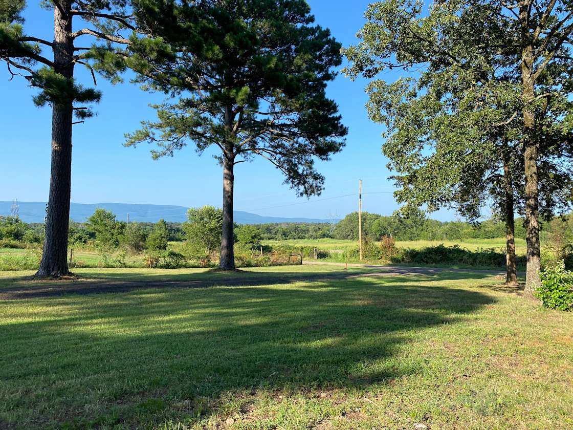 Mountain View Escape Hipcamp in Blue Mountain, Arkansas