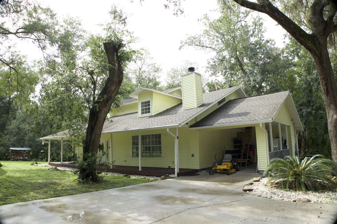 La Casita Farm House Near River Hipcamp in Chuluota, Florida