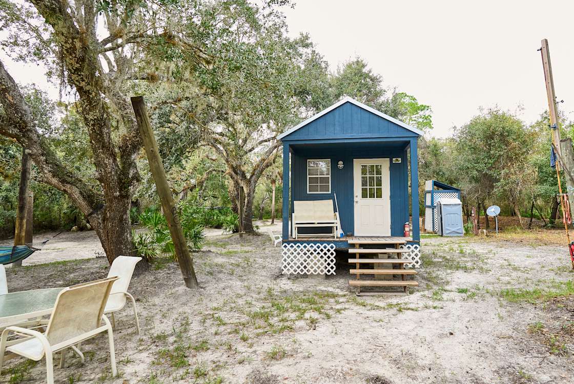 Camp Champ Hipcamp in Zolfo Springs, Florida