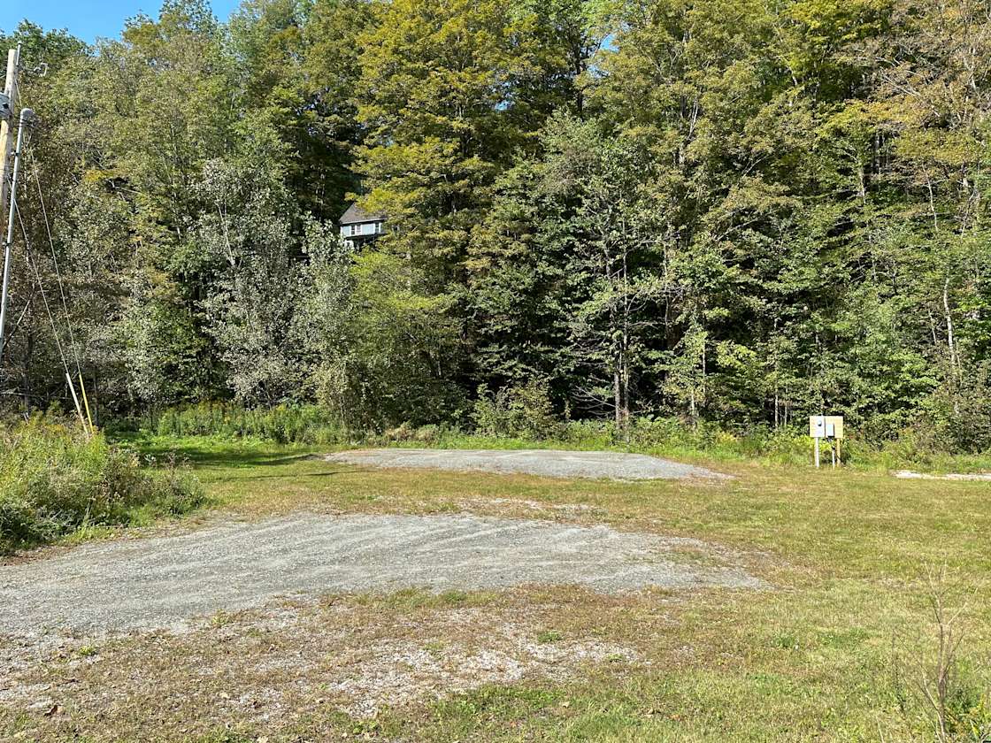 1 mile to Killington Gondola Hipcamp in Bridgewater Corners, Vermont