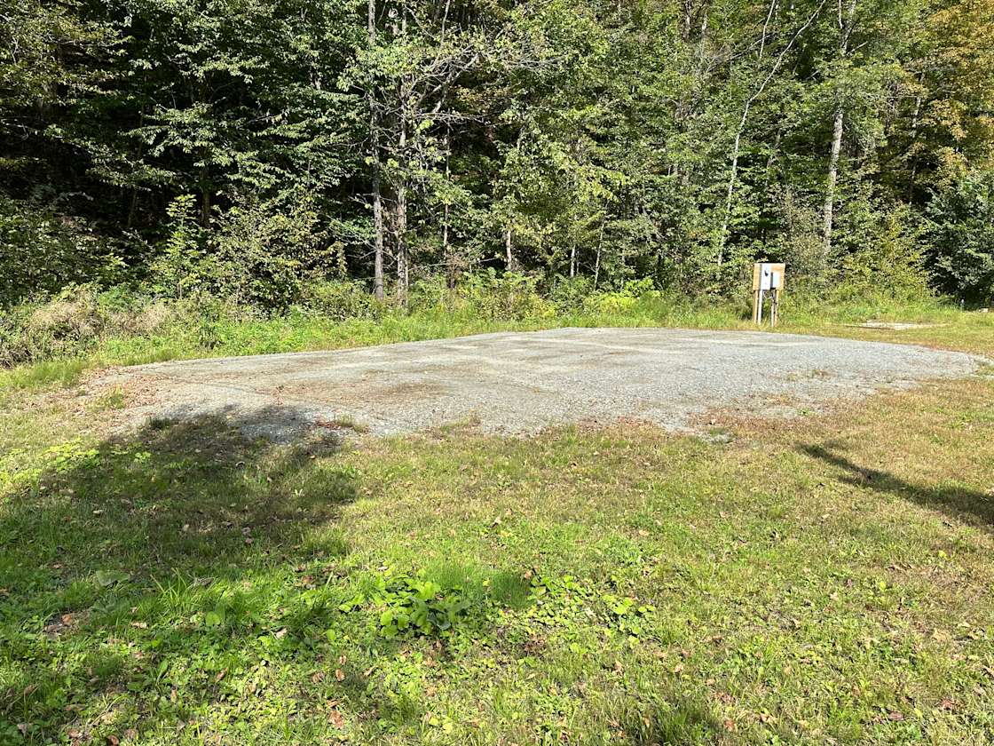 1 mile to Killington Gondola Hipcamp in Bridgewater Corners, Vermont