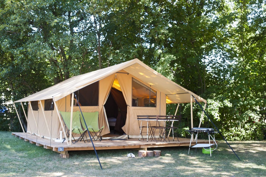 The Classic IV Wood & Canvas Tent - 4 pax