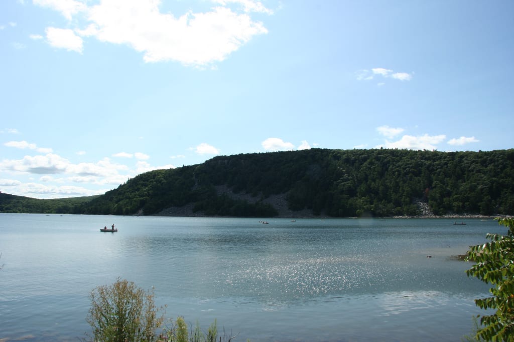 A scenic view of Devil's Lake State Park