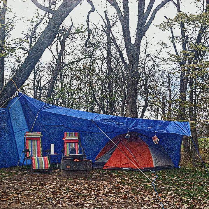 We stayed here over Halloween weekend and had the whole campground to ourselves . While other Minnesotan's were preparing for hibernation , we were building tarp cities in the parks 😂