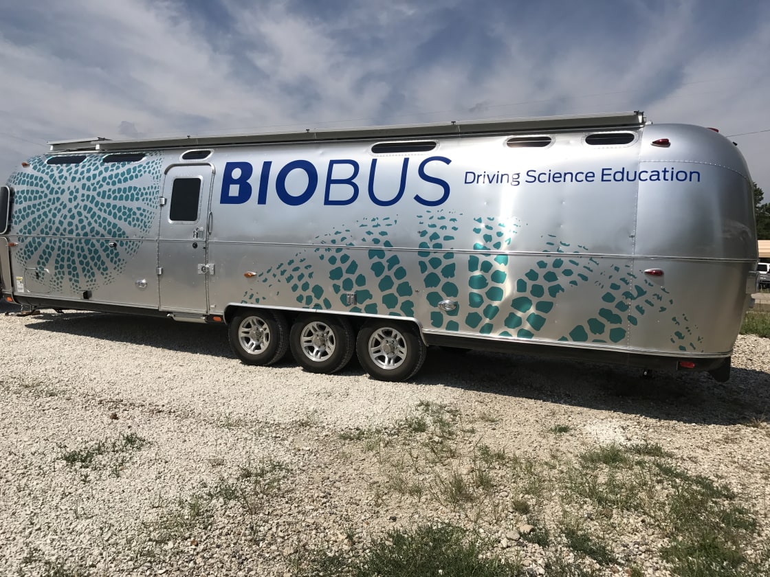 We had a visit from the Biobus as it made its way across the country to help teach kids science in New York!