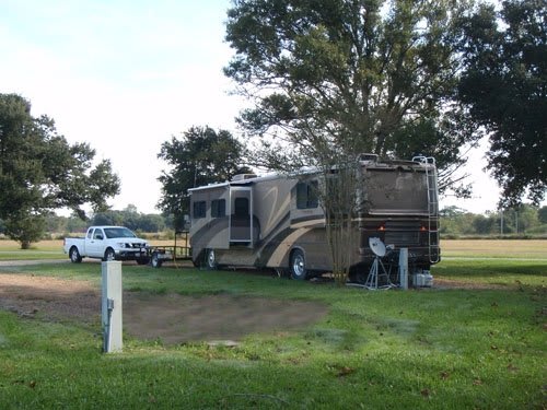 Our site can accommodate a 40' motorhome with a tow.