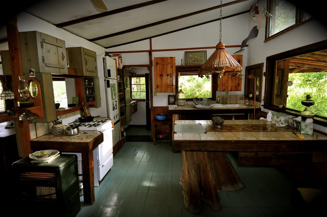 Complete country kitchen