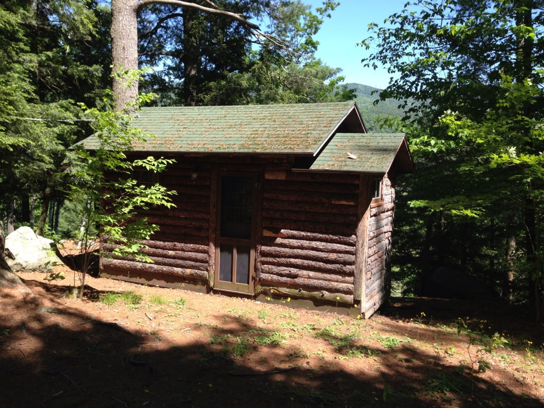 Additional cabin available for $300/week (sleeps 2)
