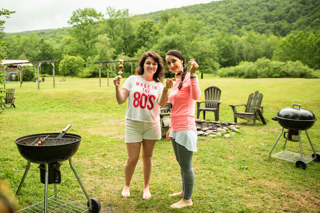 It's easy to make friends with your neighbors staying in the other cabins!