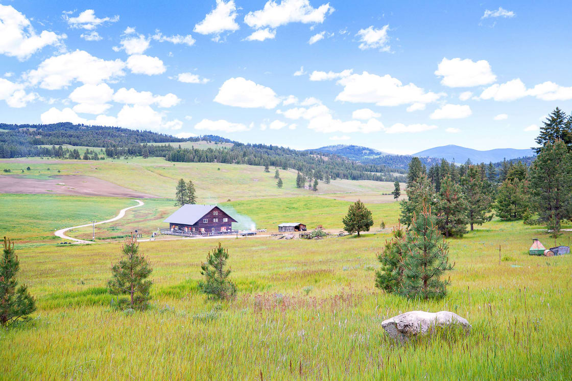 Grand view of the Eden Valley Guest Ranch