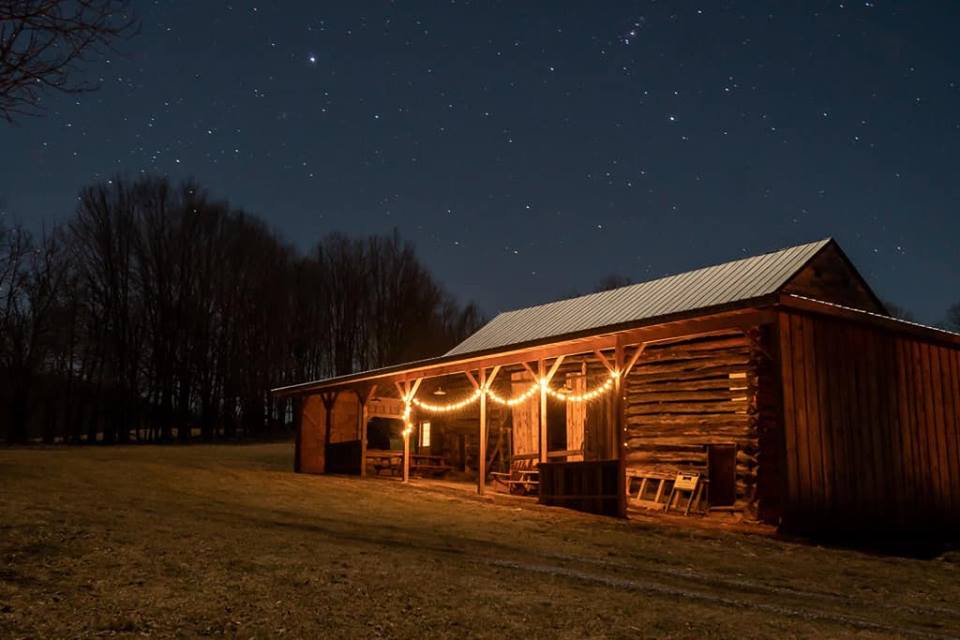 Gorgeous star viewing here! The Barn cabin (German Hutte) is in the far L end of the big barn.