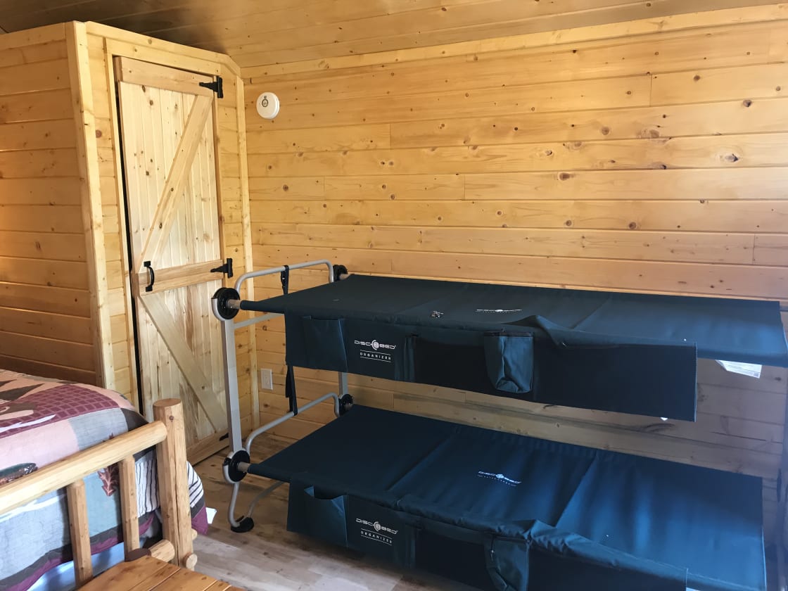 dcot bunks in Roosevelt Cabin