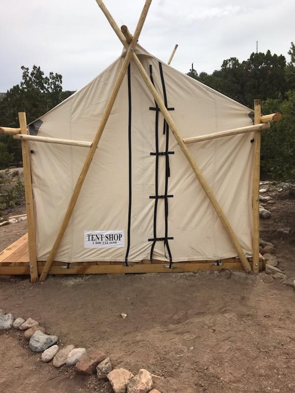 El Ciruela Campsite - Includes a tent on a decking platform.
