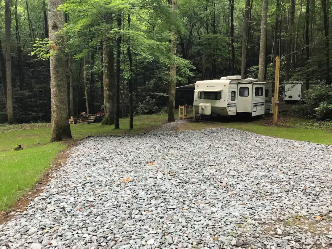  This picture shows you your exclusive 2 car parking area! It's only a few steps from the log bridge leading to Islandsite! I may or may not be staying at the camper, but dont worry, If I am there I keep a low profile. I am usually gone during the day. I will park up the road so you can park here, only feet away from Islandsite!  