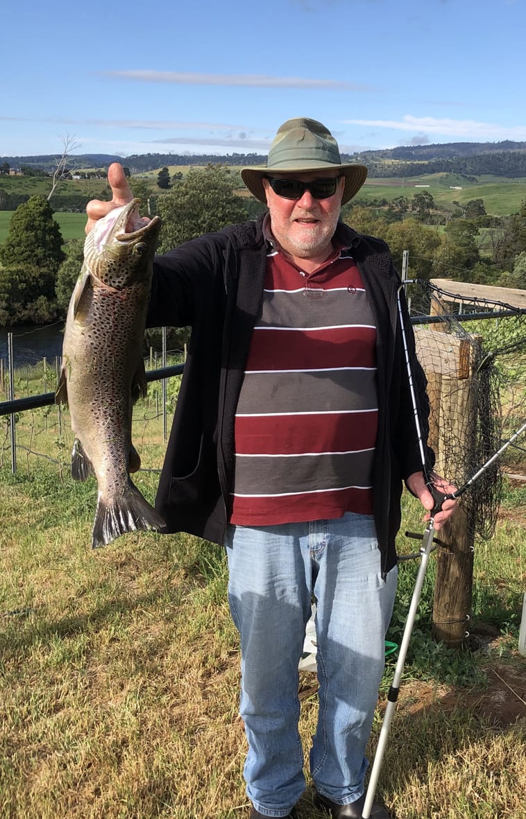Camper Con with 2,2kg Brown Trout caught below the vineyard