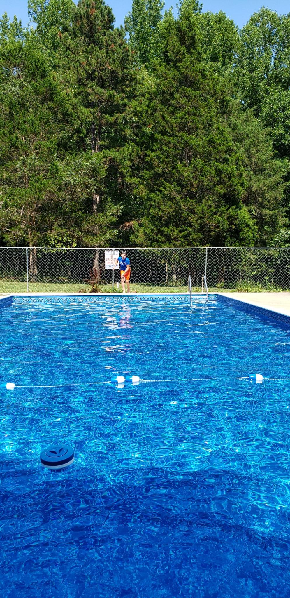 Pool (open seasonally and without lifeguard).