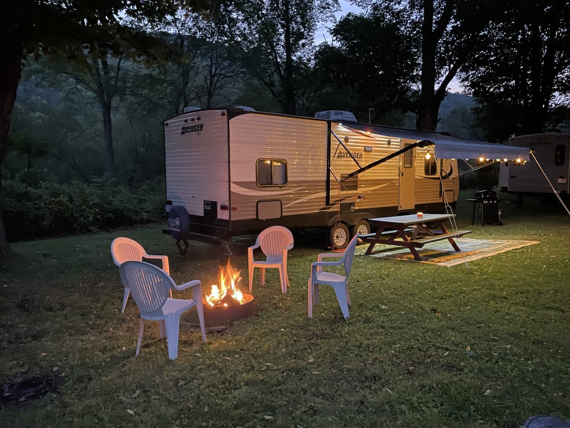 RV Glamping @ Campground Adventures