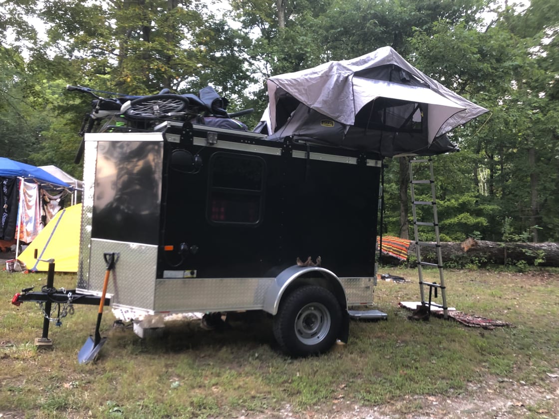 Sweet camping rig!