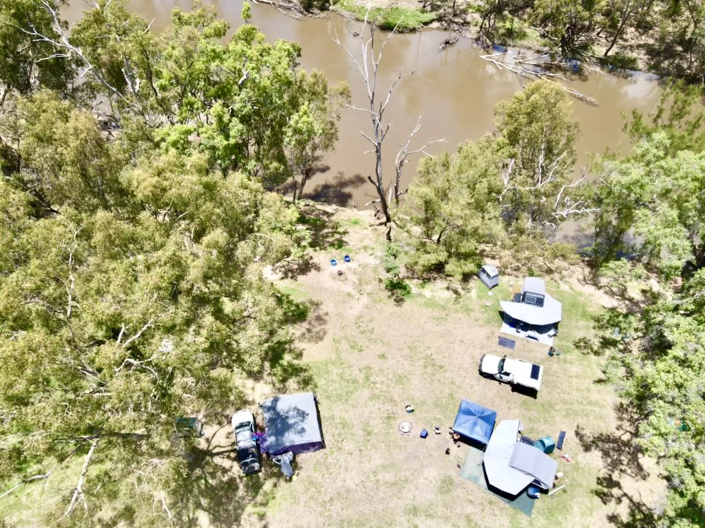 Bushland Hideaway on the River