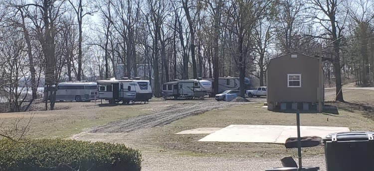 RV Park at foothill of Petit Jean Mt. next to AR River