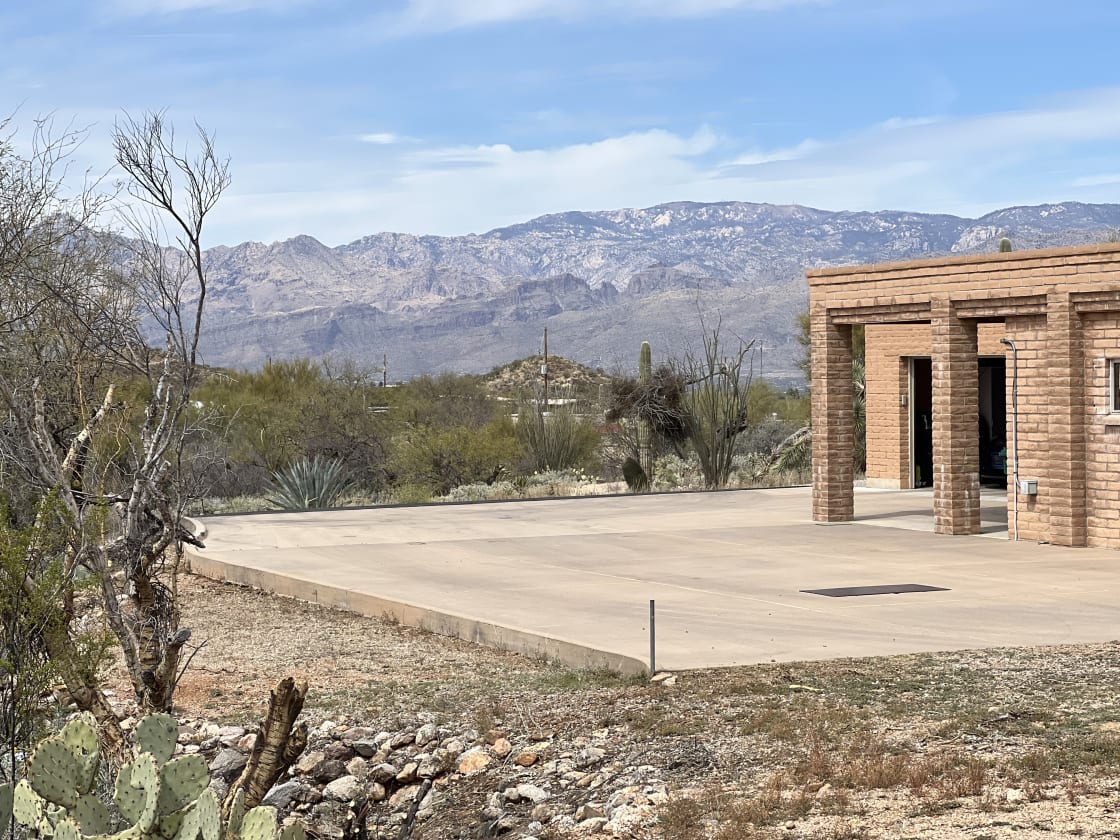 Ample room to park even the largest RV or trailer and room to back up or turn around.  All with the view of the Catalina mountains right there. 