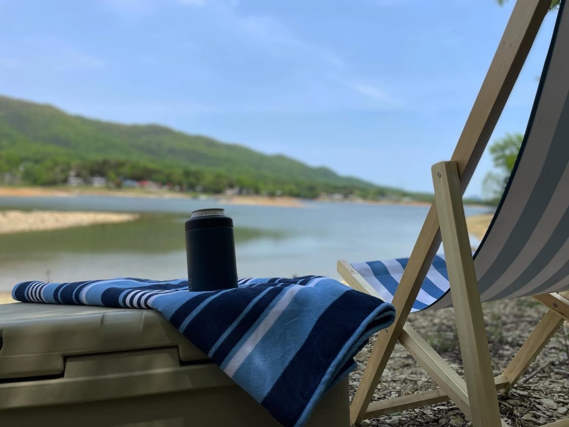 Tennessee Lakefront Glamping Resort