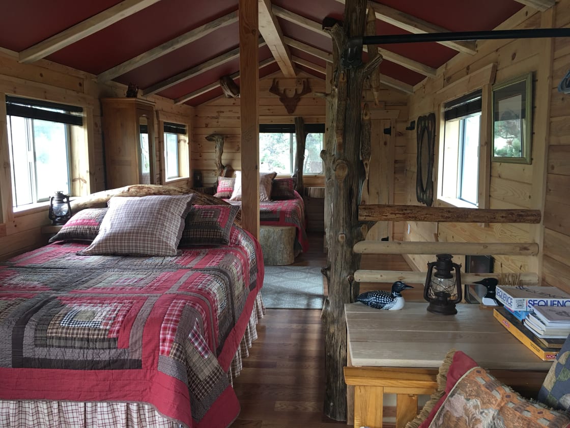 Barn loft with 2 queen size beds