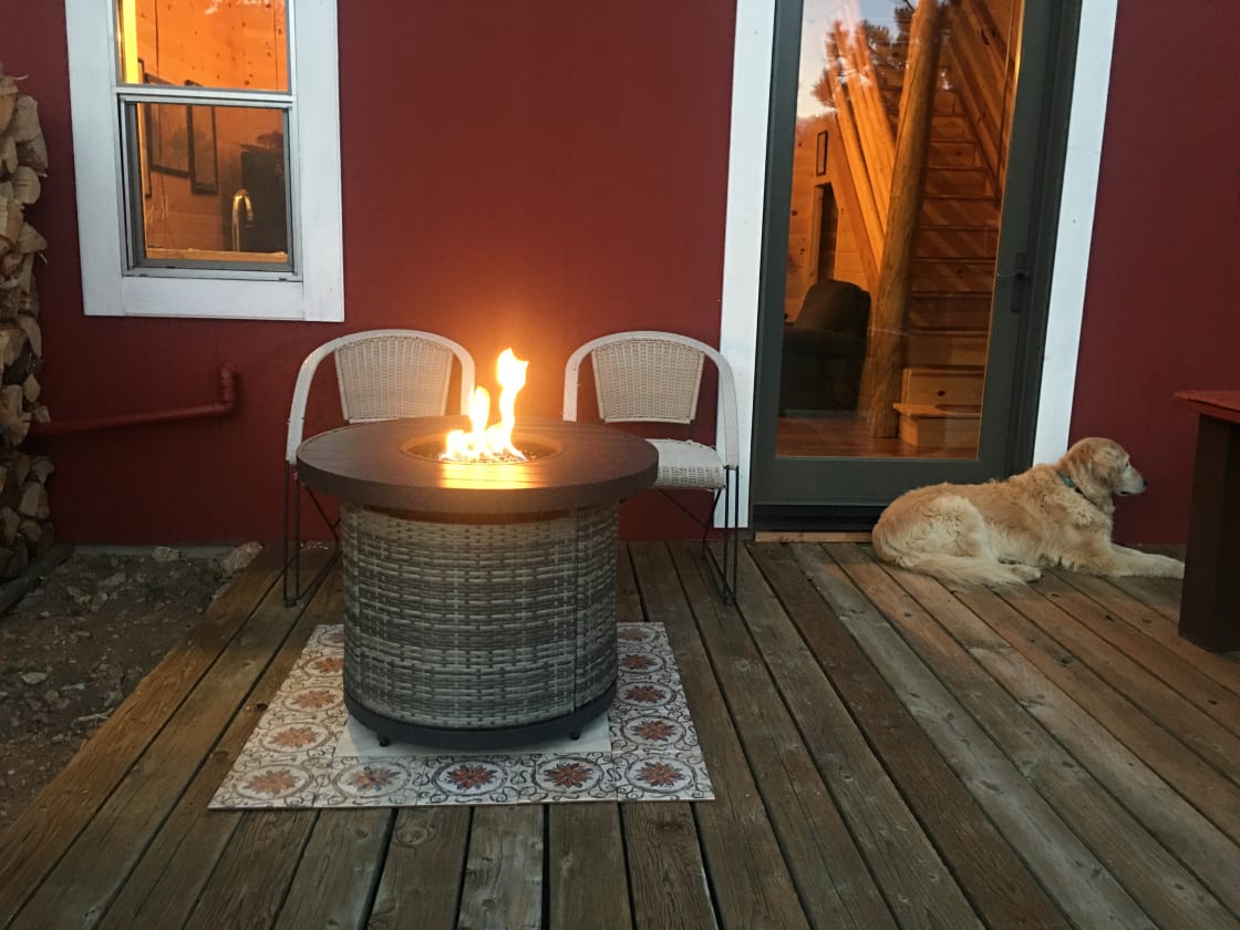 Enjoy the gas fire pit while gazing at the stars