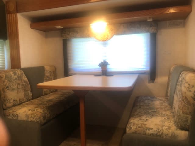 Camper Dinette